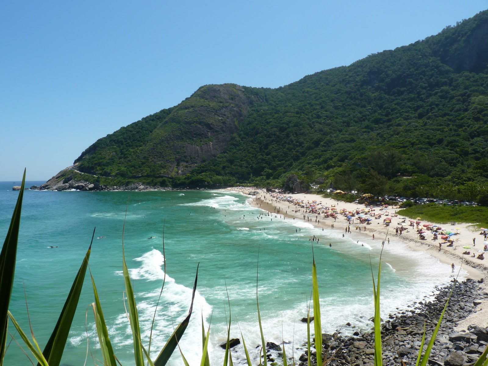 Onde encontrar praias no Rio de Janeiro de beleza selvagem?